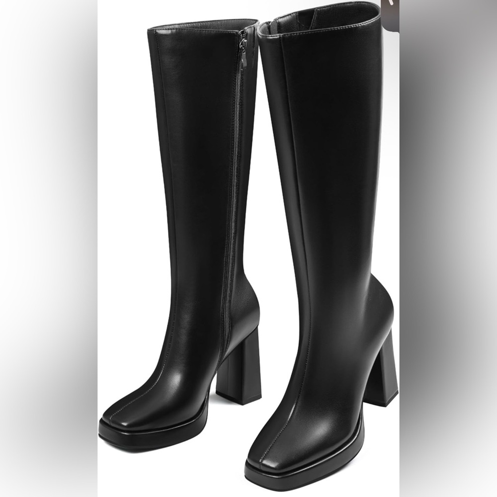 Sleek Black Heeled Women's Boots